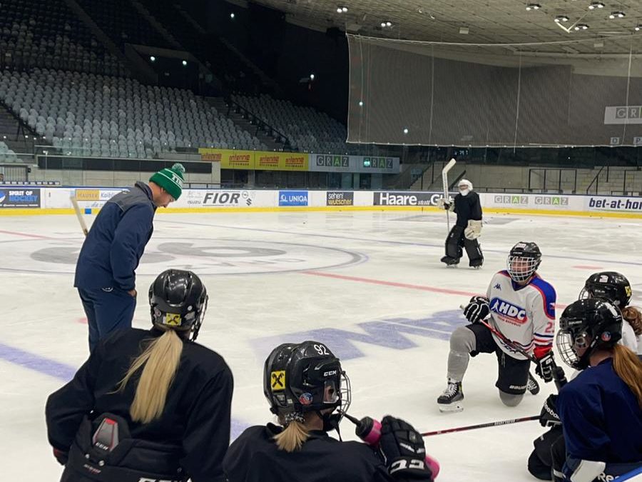 Highlanders in der Trainingsvorbereitung für die EWHL